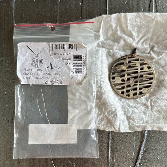 Salvatore Ferragamo Futurista Pendant Sterling Silver - Picture 4 of 4